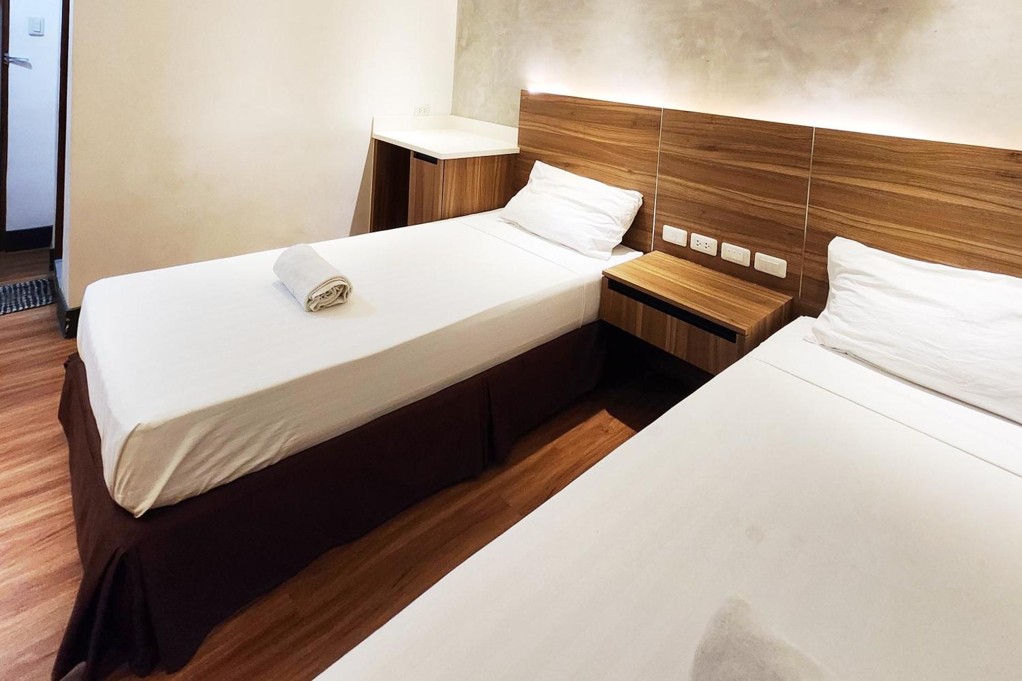 Boulevard Pension Hotel سيبو المظهر الخارجي الصورة
