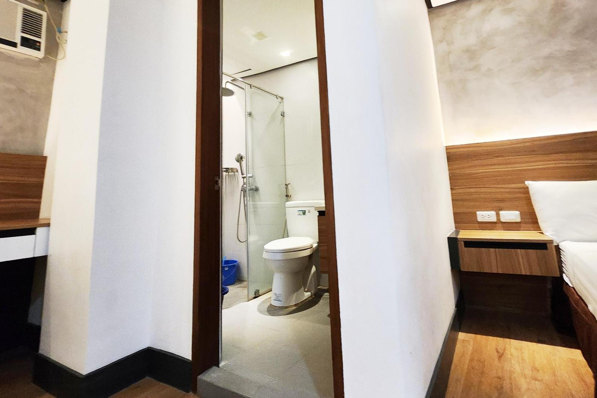 Boulevard Pension Hotel سيبو المظهر الخارجي الصورة