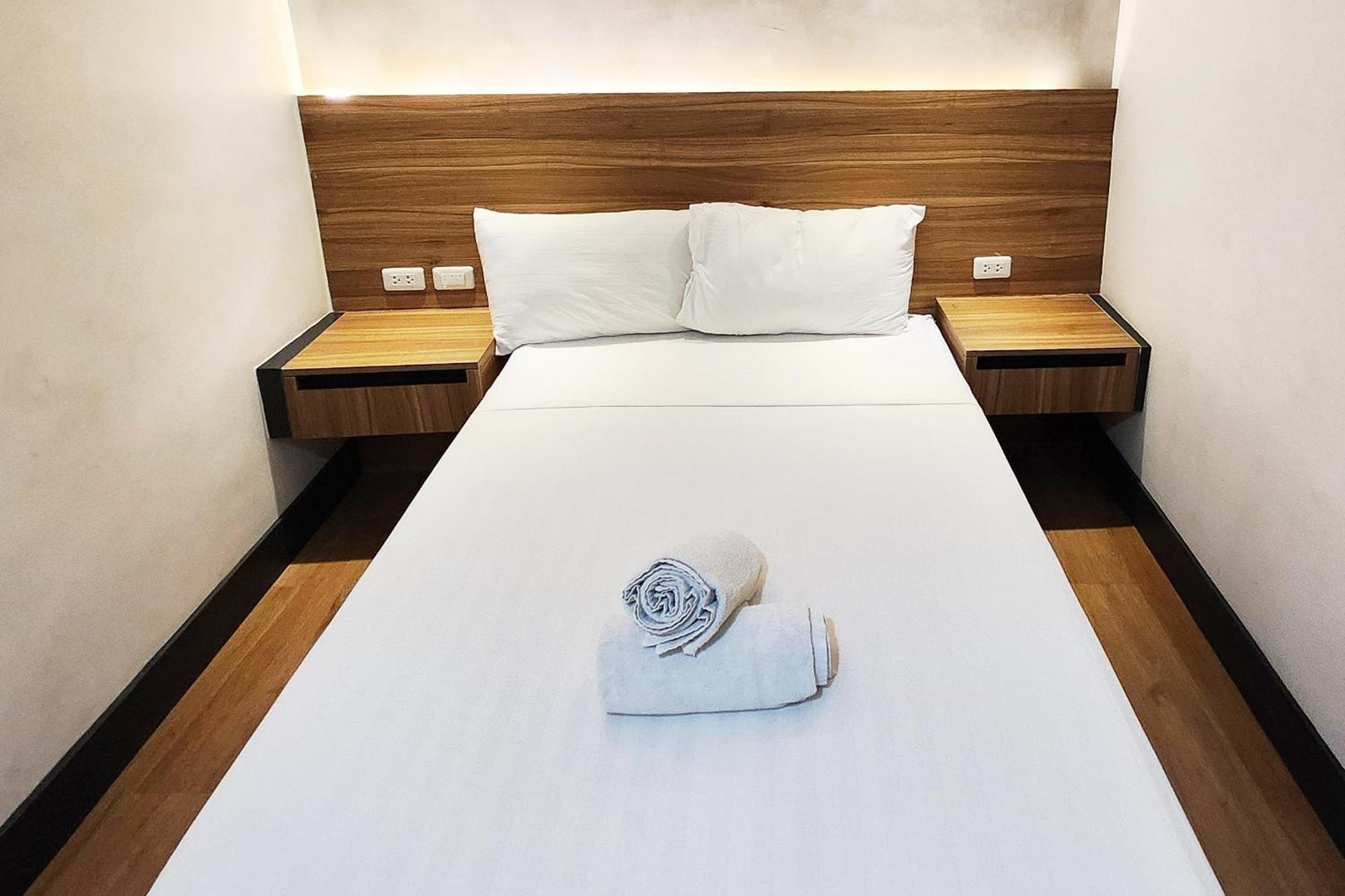 Boulevard Pension Hotel سيبو المظهر الخارجي الصورة